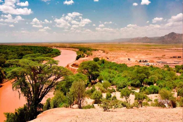 Ethiopia_omo_valley1_800x533